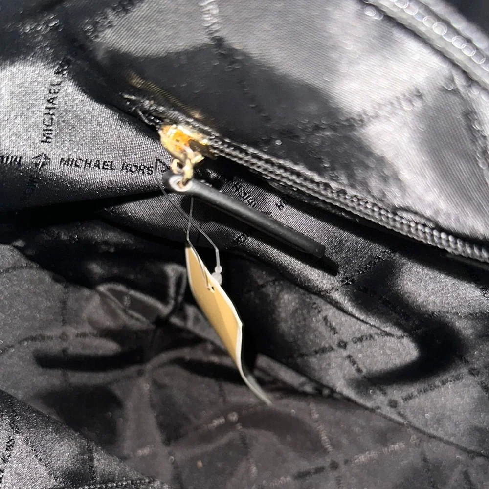 MICHAEL KORS BROOKE LARGE HOBO SHLDR LEATHER BLACK COLOR AND